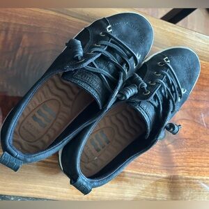 Sperry black casual shoe size 7 never worn